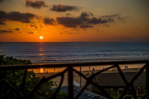 周邊環境, Esperanto Bed & Breakfast Surf Hostel in 蒙塔尼塔