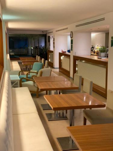 Hotel Prestigio - image 2