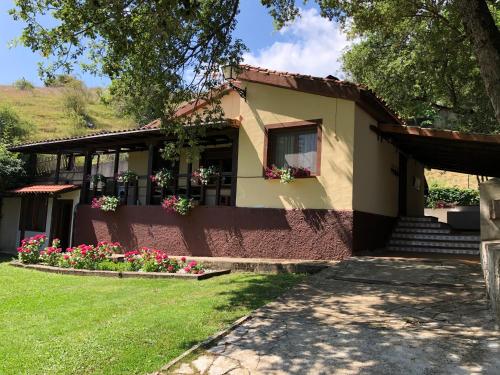 Casa rural en plena naturaleza Lic UVTR1524 in Asiain