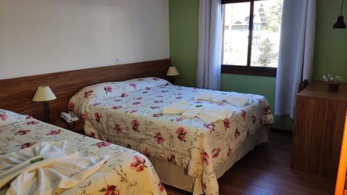 Standard Room image 9