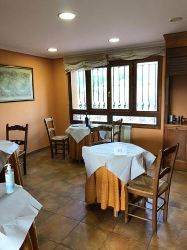 Hotel Hostería de Monzón (Hotel Hosteria de Monzon) in 索里亞