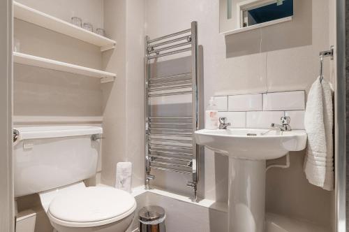 Aynetree Guest House - image 14