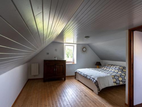 Modern Holiday Home in Plouhinec France with Sea Nearby - image 9