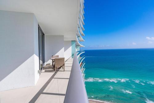 Private Ocean Condos at Hyde Beach Resort & Residences photo 1