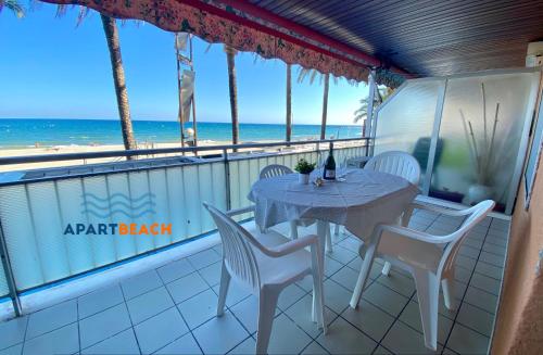 APARTBEACH AGUSTINA ARAGON CLIMATIZADO y VISTAS PLAYA