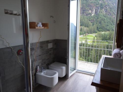  AltaValle Holiday Home, bilocale LIME e monolocale PINK in Chiesa in Valmalenco