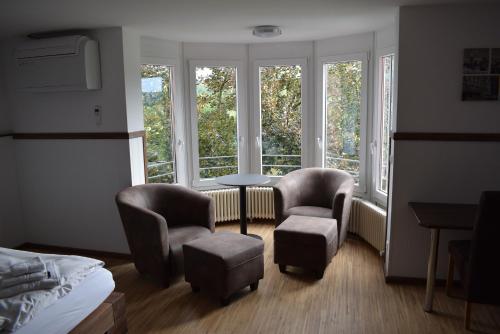 Apartments mit Klimaanlage am Neckarufer - image 11
