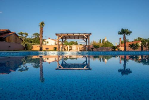 Via Flavia with Common Pool - main image