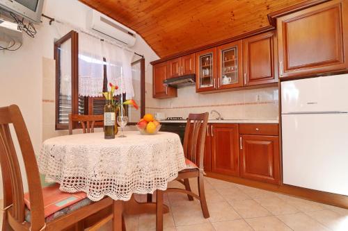 Apartments Peselj