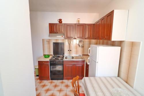 Apartments Peselj