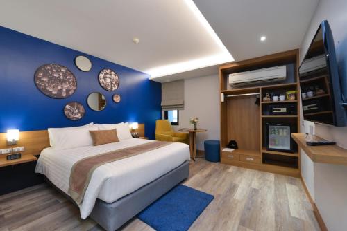 Aspira One Sutthisan Room Type - Premier King Room