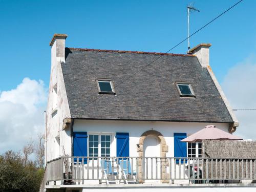 Holiday Home Ty Huella - PMN106 gîte à louer Trouguennour