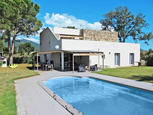 Holiday Home Vincenti - CTN390 gîte à louer Matra