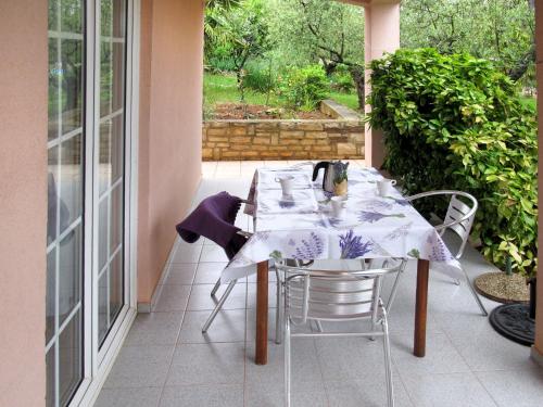  Apartment Giuliano-3 by Interhome in Frata