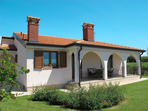 Holiday Home Nina - PRC422