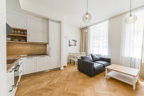 Brand New Apartment next to Old Town Square, Praha (fotografie 3)