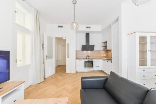 Brand New Apartment next to Old Town Square, Praha (fotografie 10)