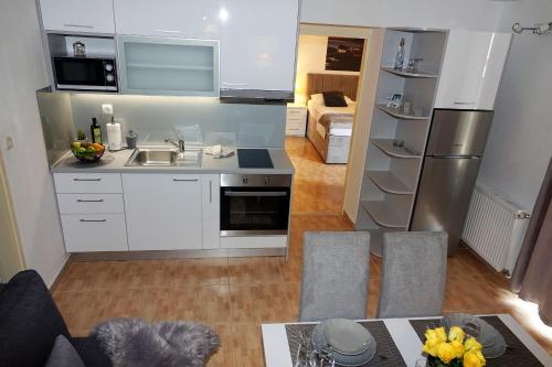 Apartment - Ground Floor image 10