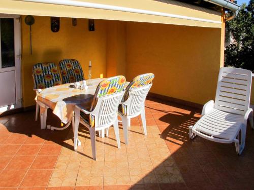  Apartment Smilja - PRC601 by Interhome in Stranići kod Lovreča