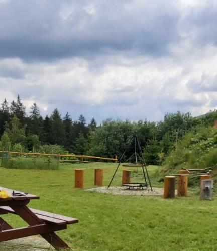 Apartament z kominkiem i wanną