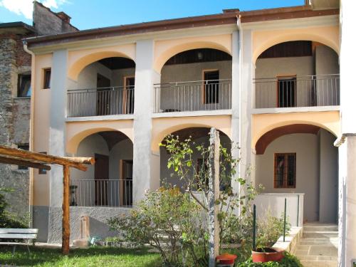  Casa Lina 222S, Pension in Castelveccana