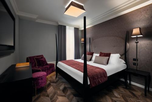 Deluxe Room image 8