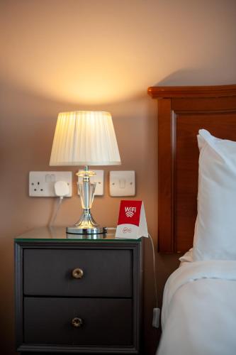 Thirteen On The Green - Eyre Square