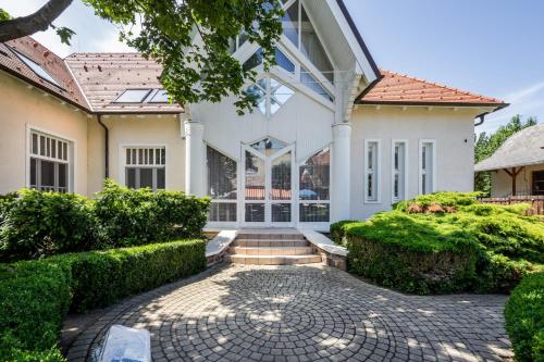 Είσοδος, Villa Clariss in Μπαλατοναλμάντι