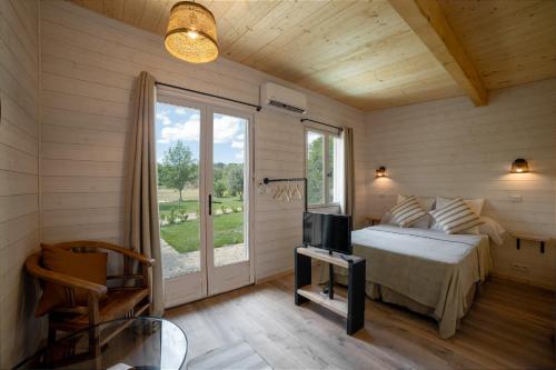 Le Mas des Cerisiers JACUZZI et SAUNA inclus pour tous les logements