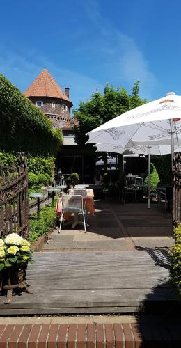 Kert, Burghotel Pass in Sudlohn