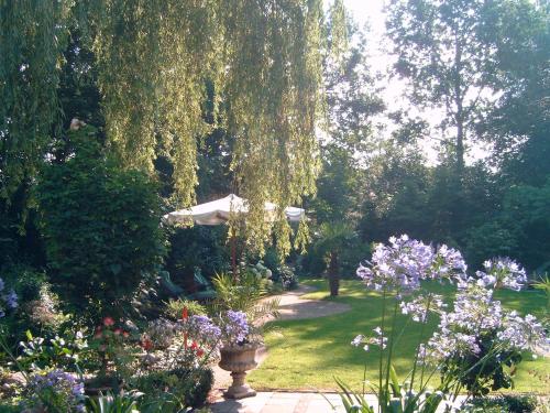  B&B Jossefin Tuinen in Lanaken