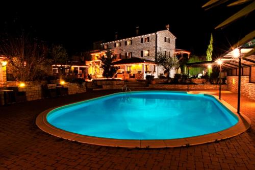Casa Rustica Dva Baladura B&B