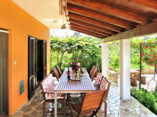 Holiday Home La Donja-1 by Interhome in Paradiz