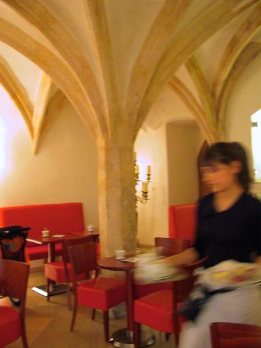 Hotel Goldenes Kreuz - image 7