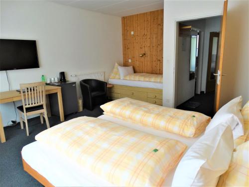 Hotel Bündnerhof - image 14