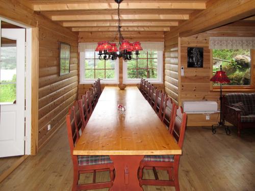 Chalet Julie by Interhome in Ytrebygda