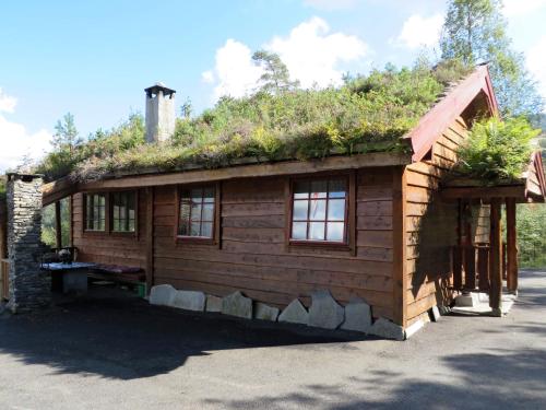 Chalet Anna by Interhome in 위트레뷔그다