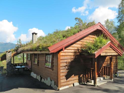 Chalet Anna by Interhome in 위트레뷔그다