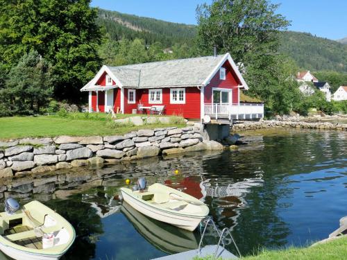 Naustet (FJS027) - Chalet - Balestrand