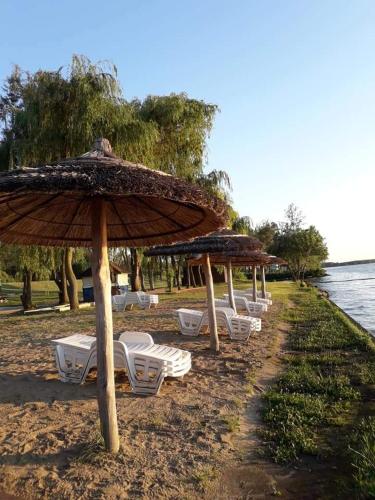 Tiszavirag Vendeghaz in 阿巴德薩洛克