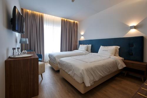 Hotel Moutados - main image