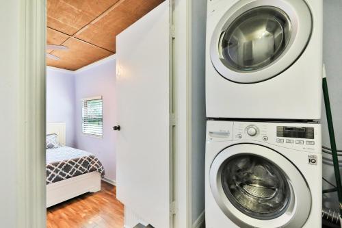 215 Beach Getaway - image 4
