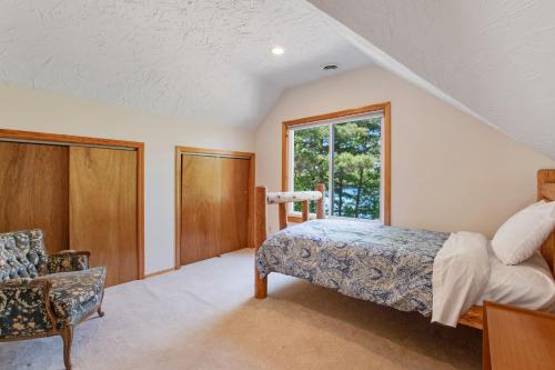Moss Lake Majesty - image 3