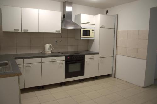 Konyha, Hostel Malva in Lomianki