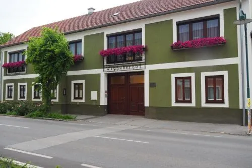 Weghuberhof Ferienwohnungen in Biedermannsdorf, Österreich