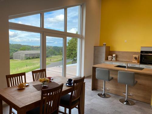 Kitchen, Ferienwohnungen Eifelausblick in Boppard City Center
