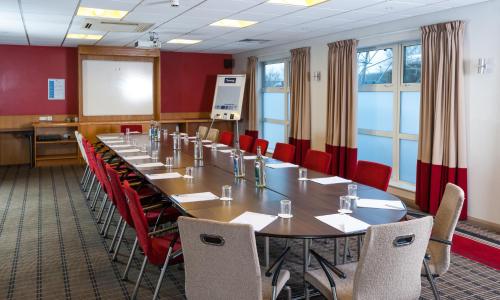Holiday Inn Express Swindon West an IHG Hotel - image 10