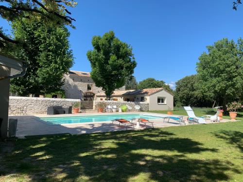 gite la magnanerie in Réauville