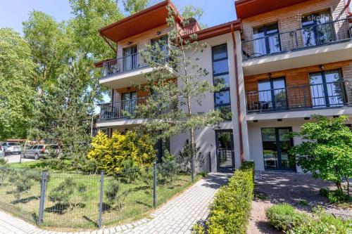 Triple Room with Balcony image 10