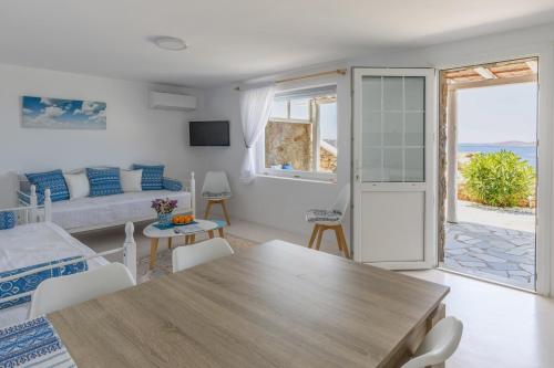Sugar Blue Room Type - Apartment with Sea View